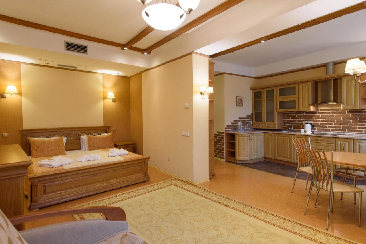 Apart-Hotel Chale Graal Truszkavec Kültér fotó