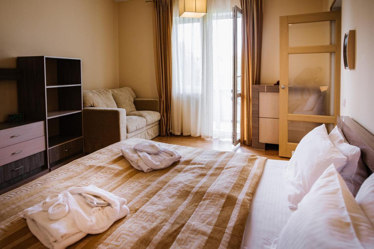 Apart-Hotel Chale Graal Truszkavec Kültér fotó