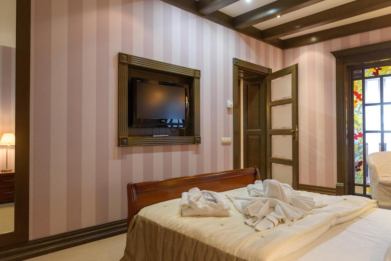 Apart-Hotel Chale Graal Truszkavec Kültér fotó