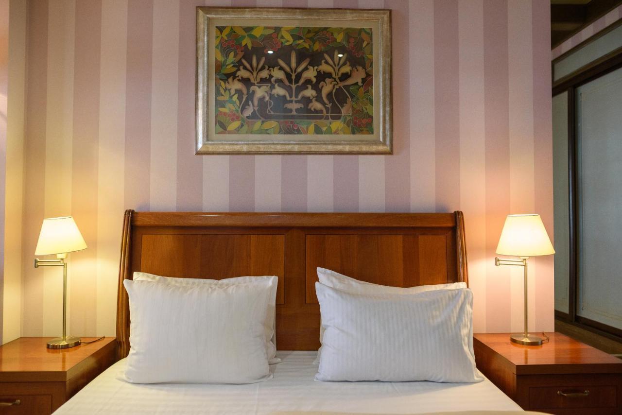 Apart-Hotel Chale Graal Truszkavec Kültér fotó
